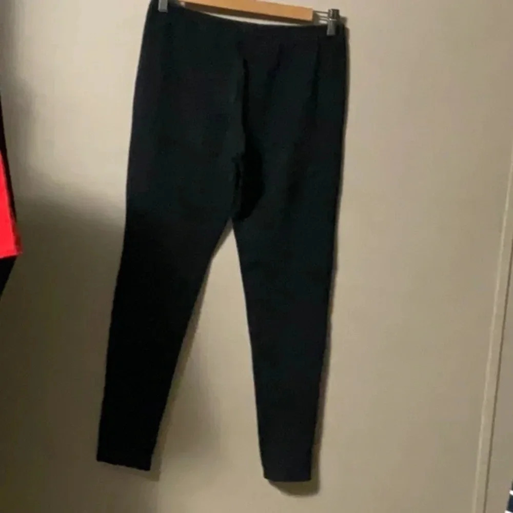 LEGGING - Picture 2 of 2